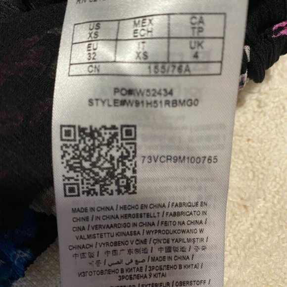 Guess Floral Top - Picture 6 of 6